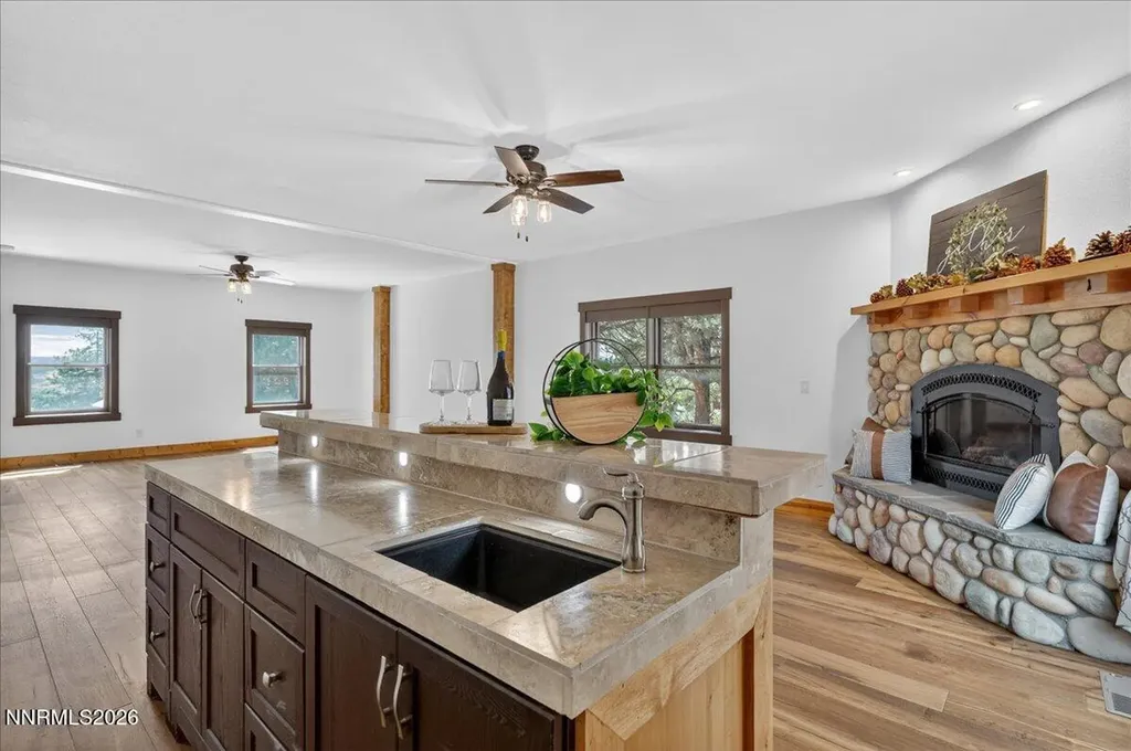 16925 Mt Rose Reno NV 89511