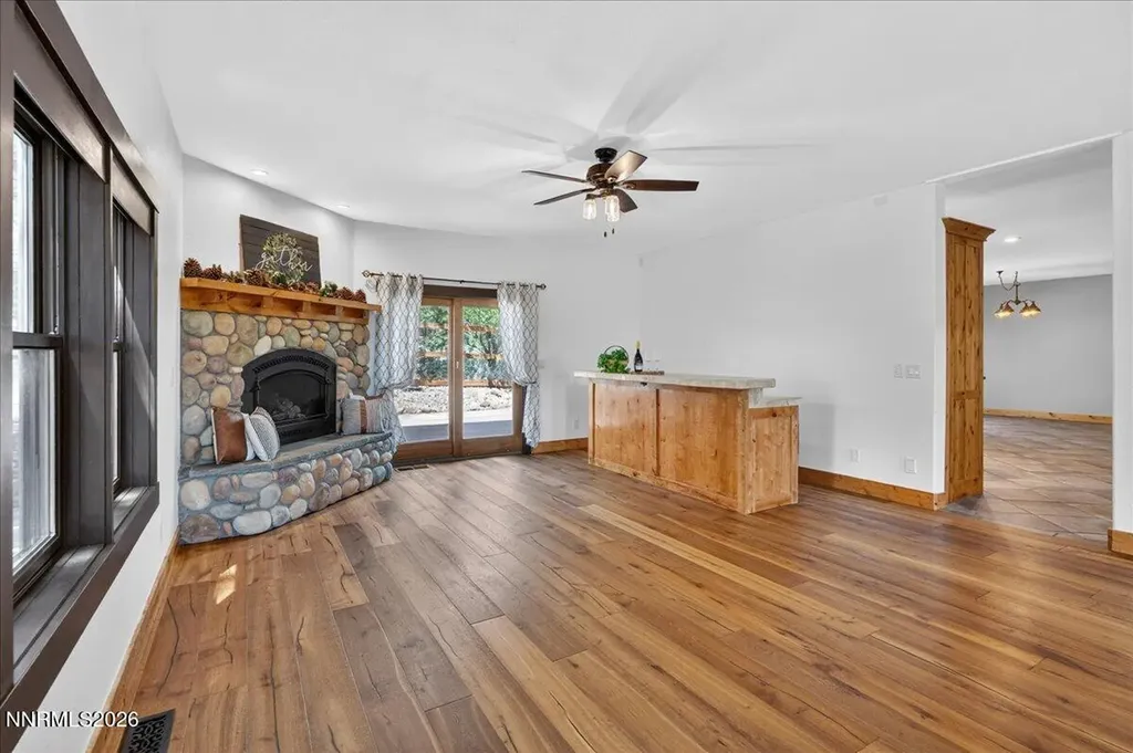 16925 Mt Rose Reno NV 89511