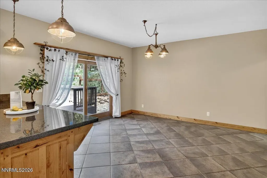 16925 Mt Rose Reno NV 89511