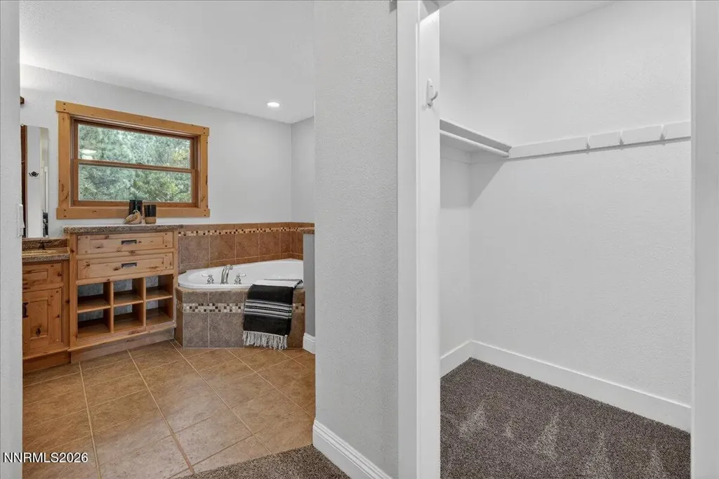 16925 Mt Rose Reno NV 89511