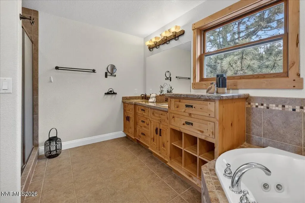 16925 Mt Rose Reno NV 89511