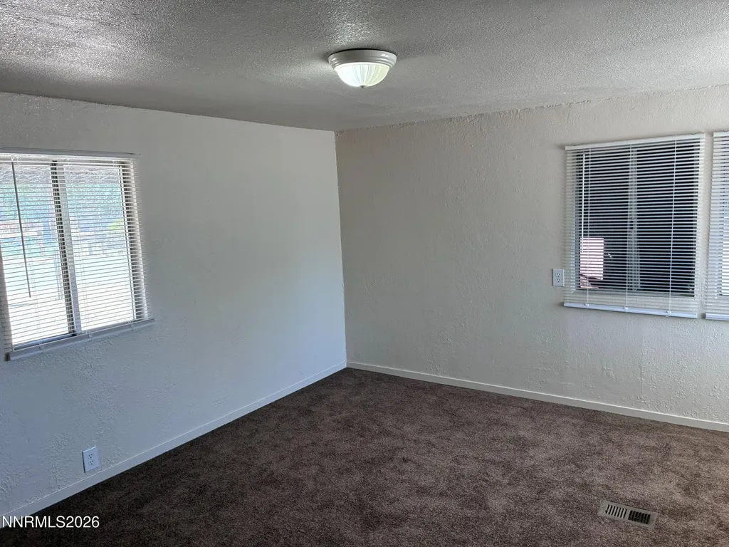711 River Yerington NV 89447