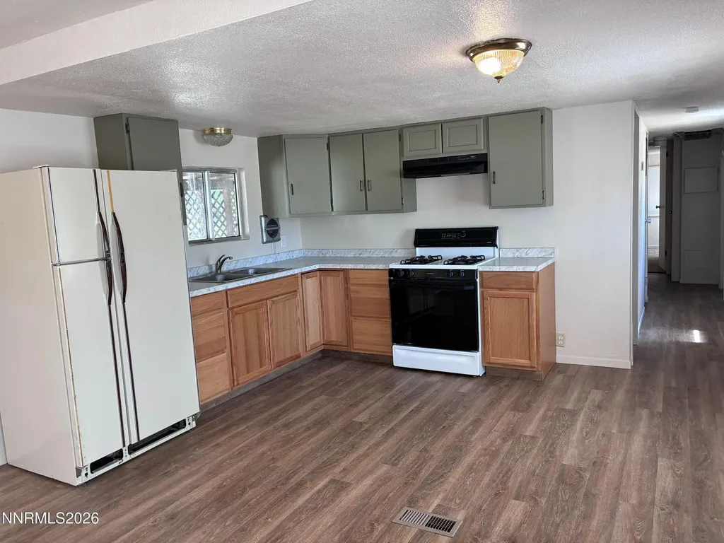 711 River Yerington NV 89447