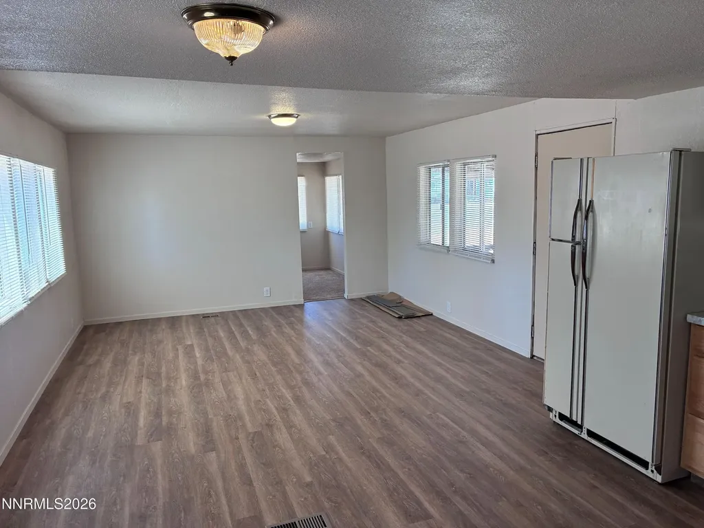 711 River Yerington NV 89447