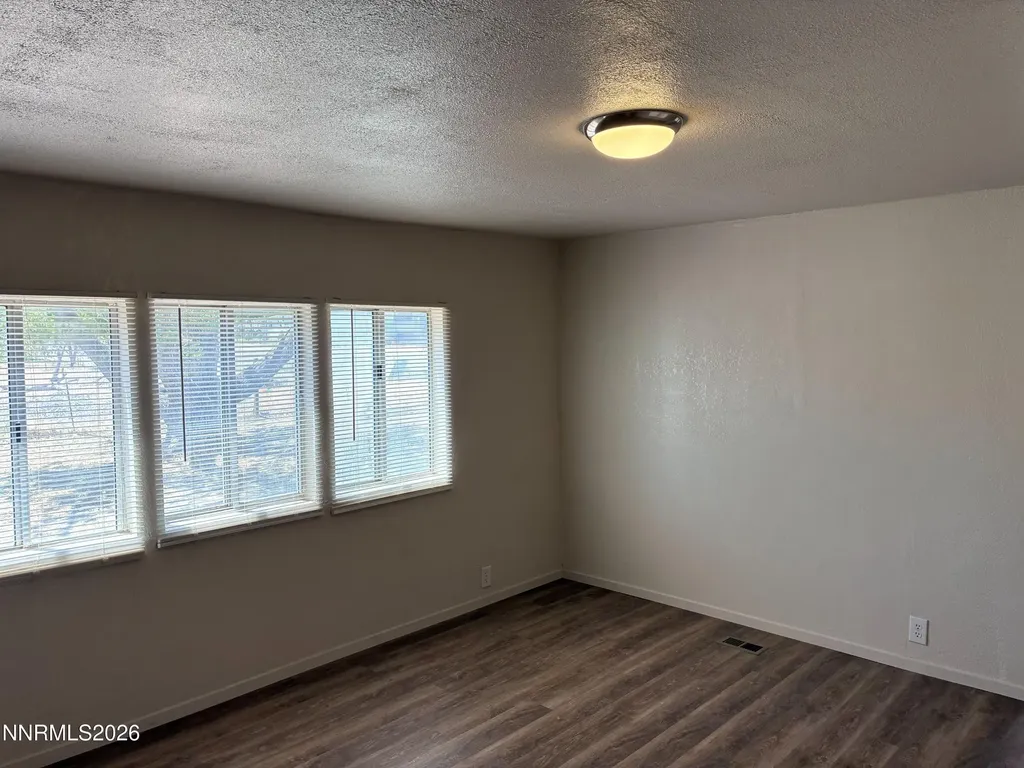 711 River Yerington NV 89447