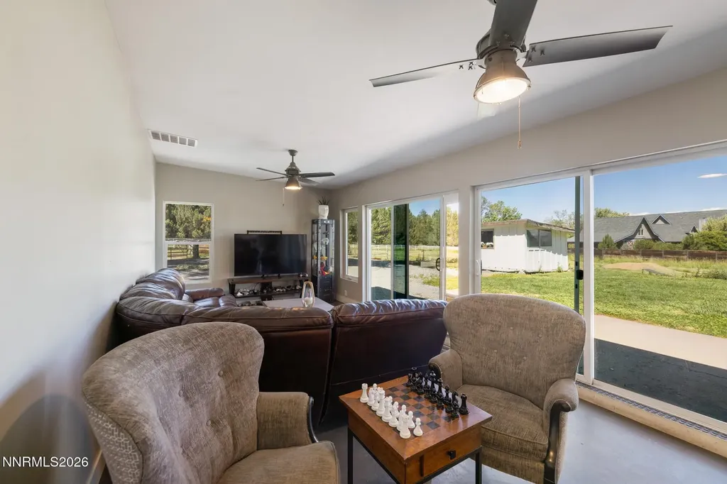 2241 Pioneer Genoa NV 89411