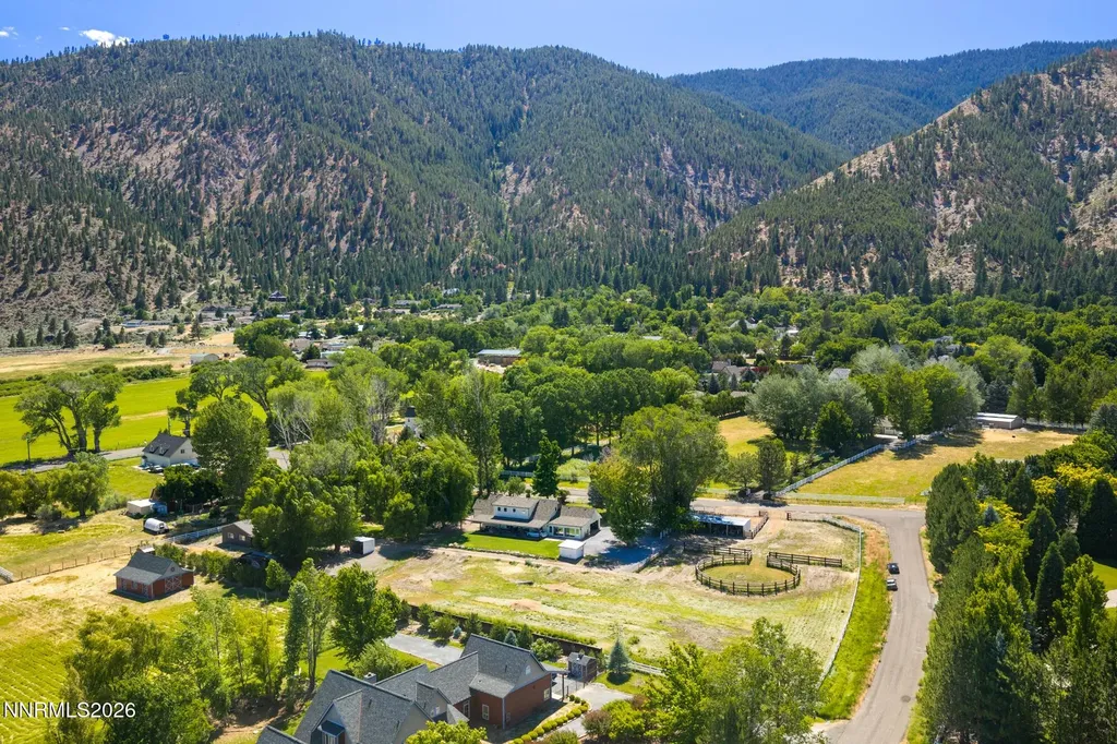 2241 Pioneer Genoa NV 89411