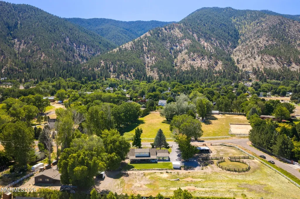 2241 Pioneer Genoa NV 89411