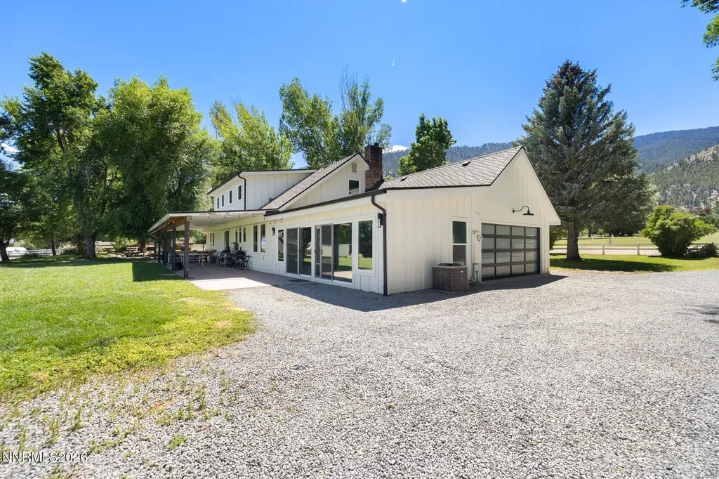 2241 Pioneer Genoa NV 89411