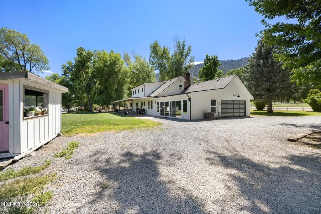 2241 Pioneer Genoa NV 89411