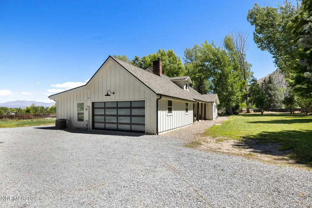 2241 Pioneer Genoa NV 89411