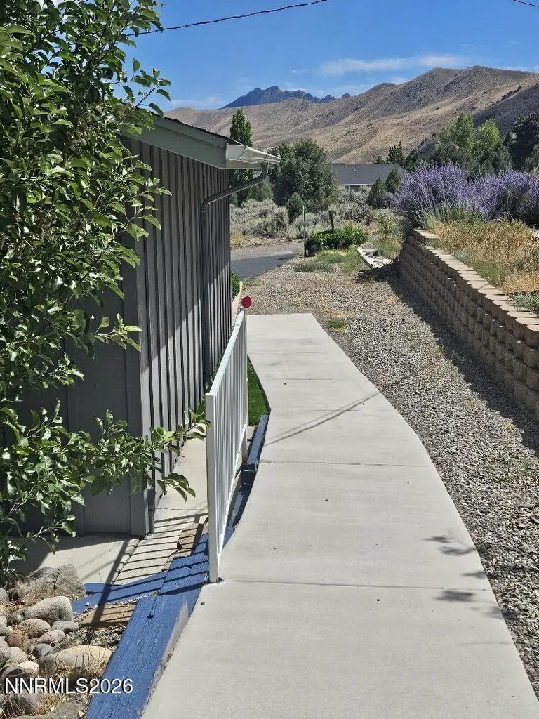3462 Mark Twain Gardnerville NV 89410