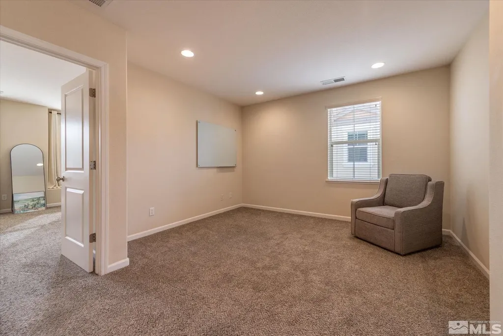 1647 Lone Oak Reno NV 89523
