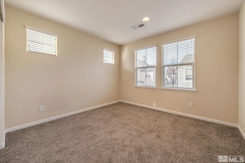 1647 Lone Oak Reno NV 89523