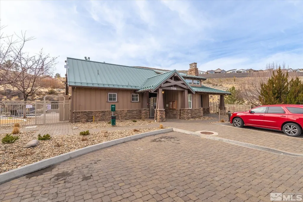 1647 Lone Oak Reno NV 89523