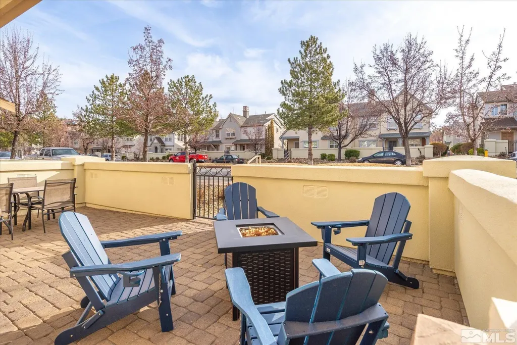 1647 Lone Oak Reno NV 89523