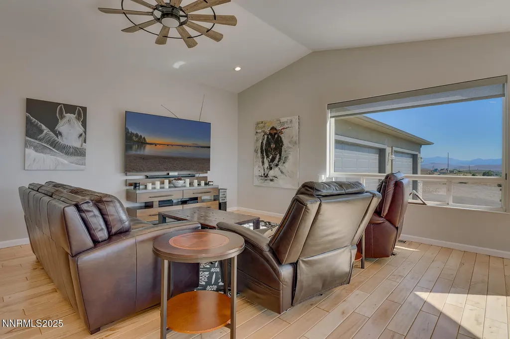 1281 Jo Gardnerville NV 89410