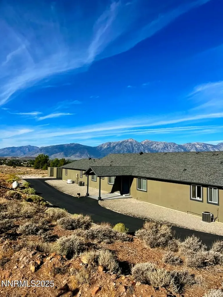 1281 Jo Gardnerville NV 89410