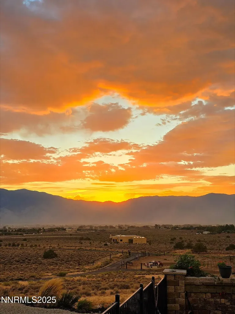 1281 Jo Gardnerville NV 89410