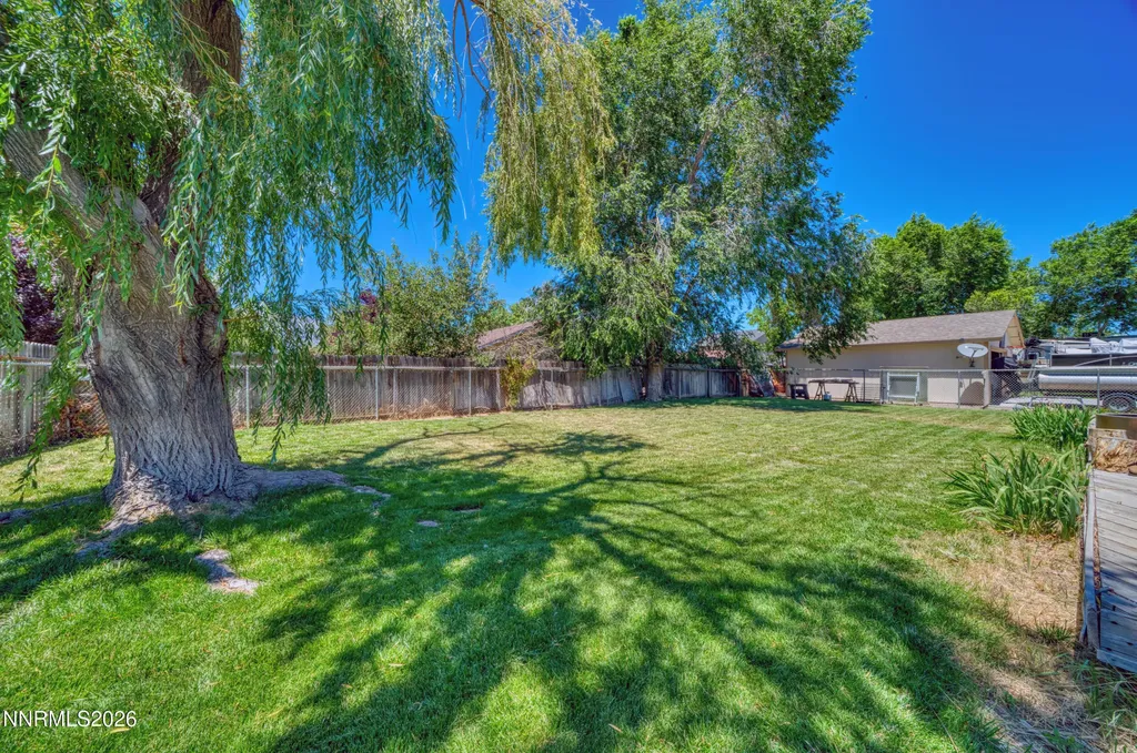 674 Bluerock Gardnerville NV 89460