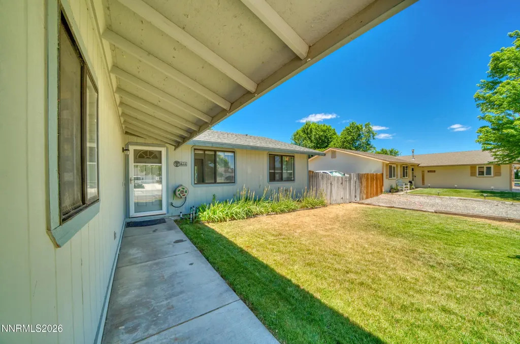 674 Bluerock Gardnerville NV 89460