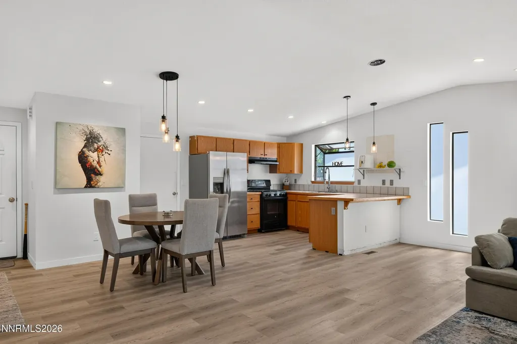 674 Bluerock Gardnerville NV 89460