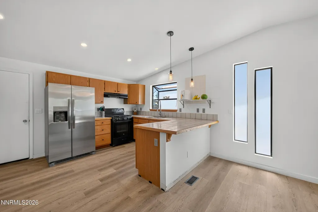 674 Bluerock Gardnerville NV 89460