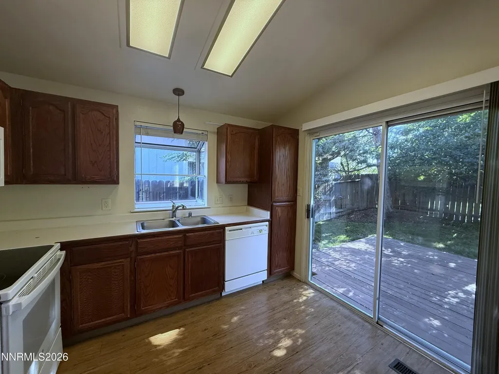 1801 Shadelands Reno NV 89523