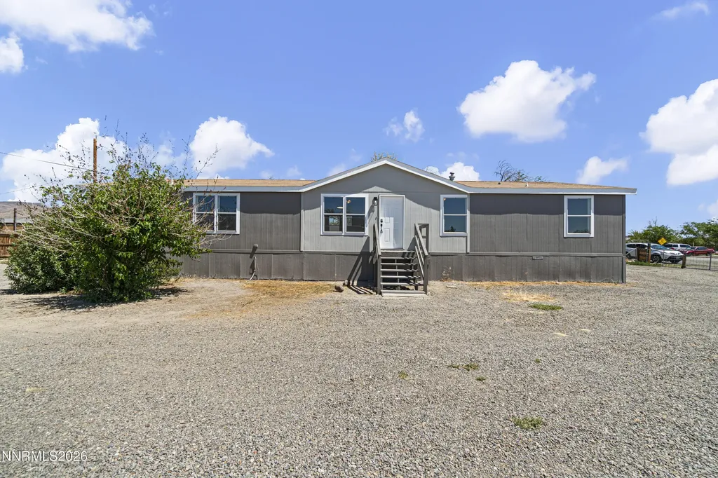 2705 Toiyabe Silver Springs NV 89429