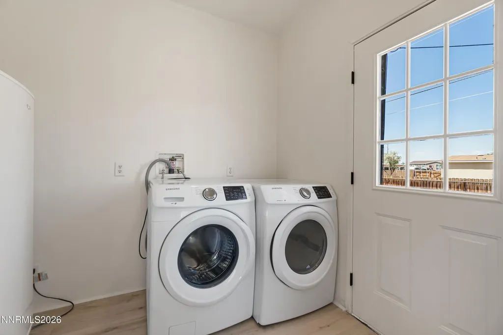2705 Toiyabe Silver Springs NV 89429