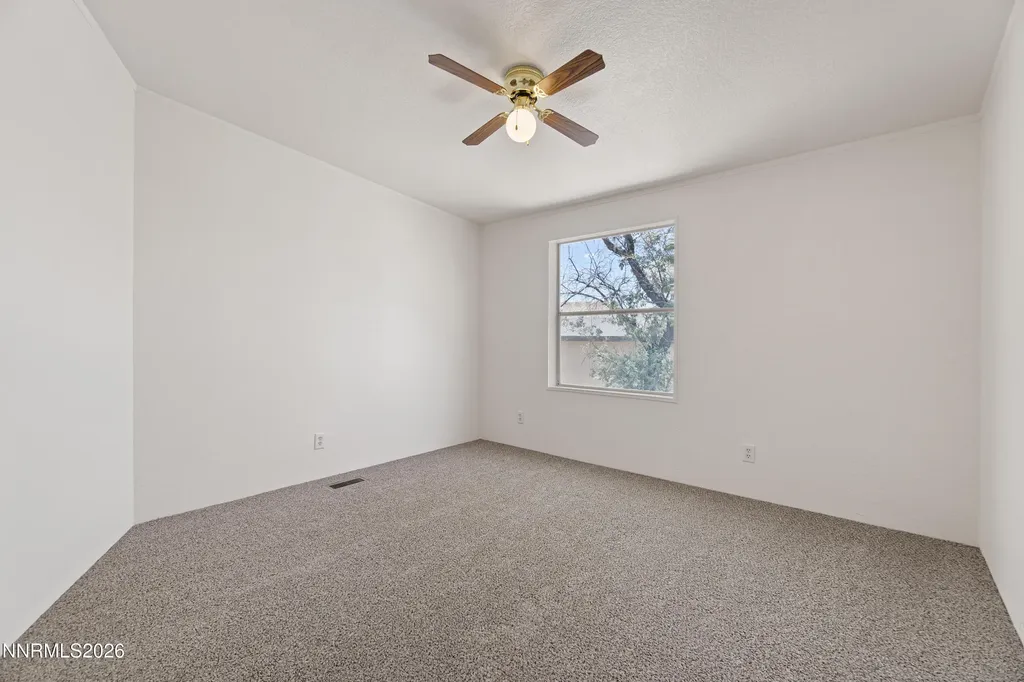 2705 Toiyabe Silver Springs NV 89429