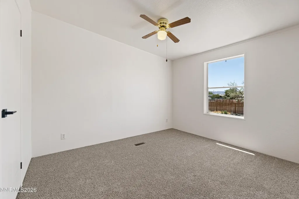 2705 Toiyabe Silver Springs NV 89429