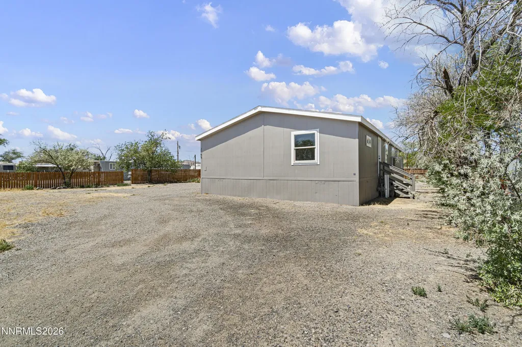 2705 Toiyabe Silver Springs NV 89429