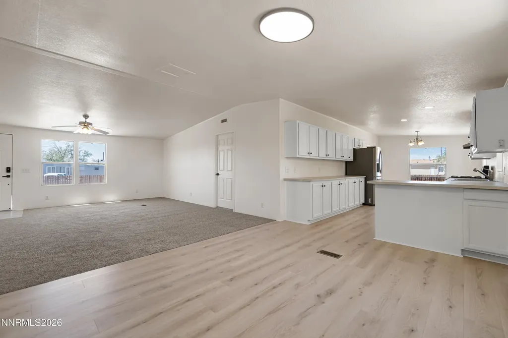 2705 Toiyabe Silver Springs NV 89429
