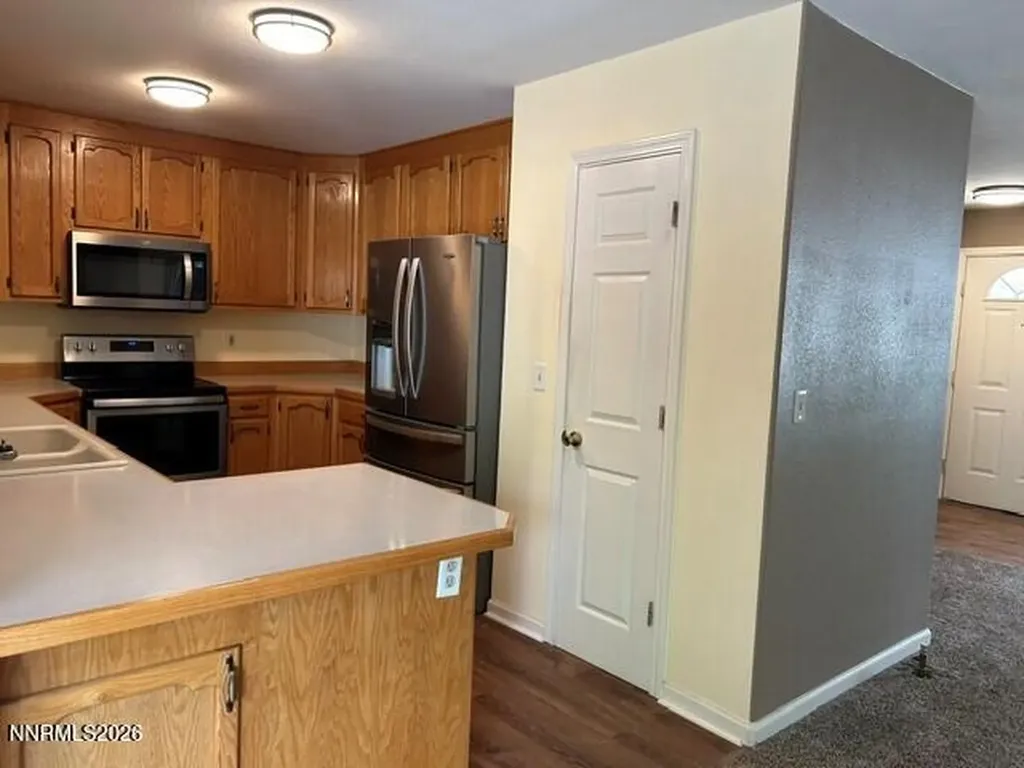 18 Saint Andrews Yerington NV 89447