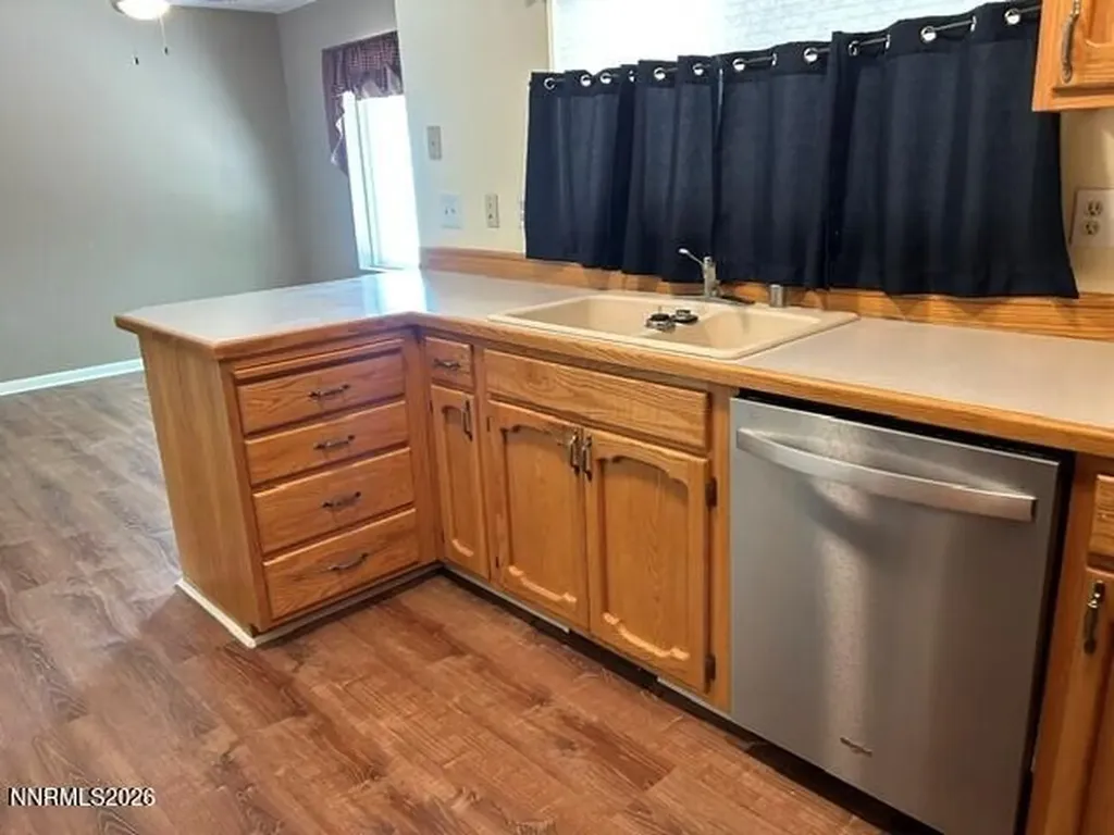 18 Saint Andrews Yerington NV 89447