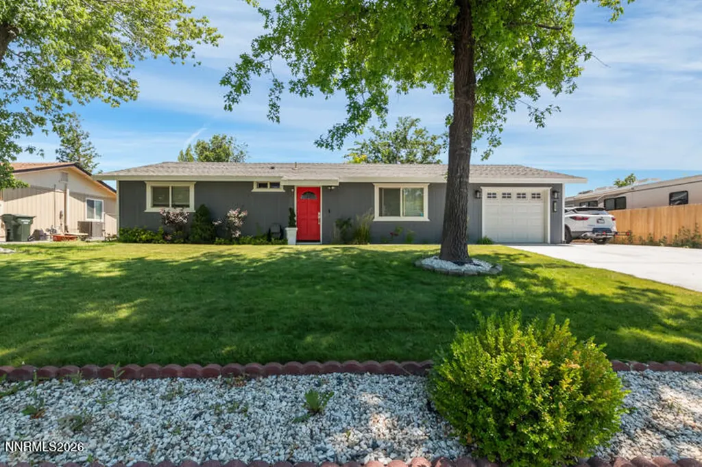 1289 Franklin Gardnerville NV 89460