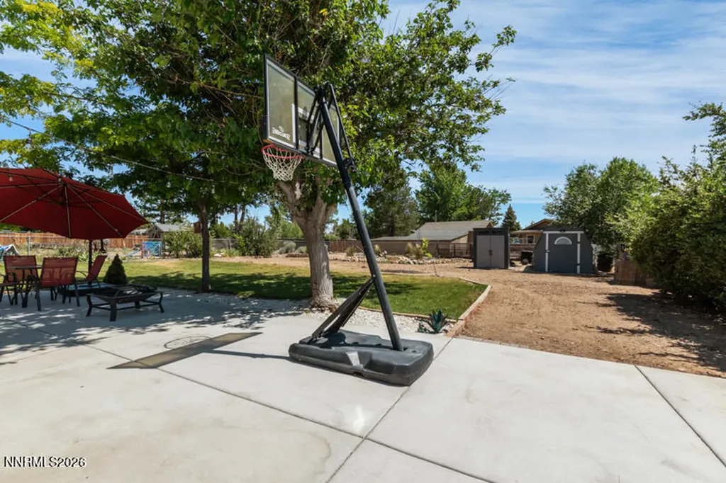 1289 Franklin Gardnerville NV 89460