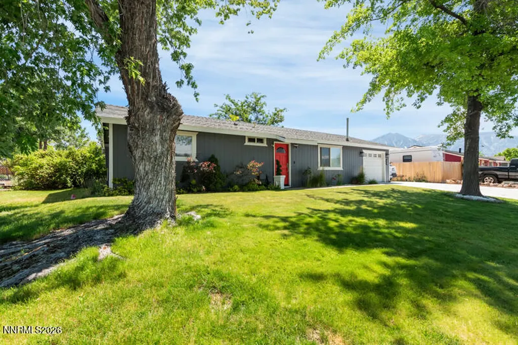 1289 Franklin Gardnerville NV 89460