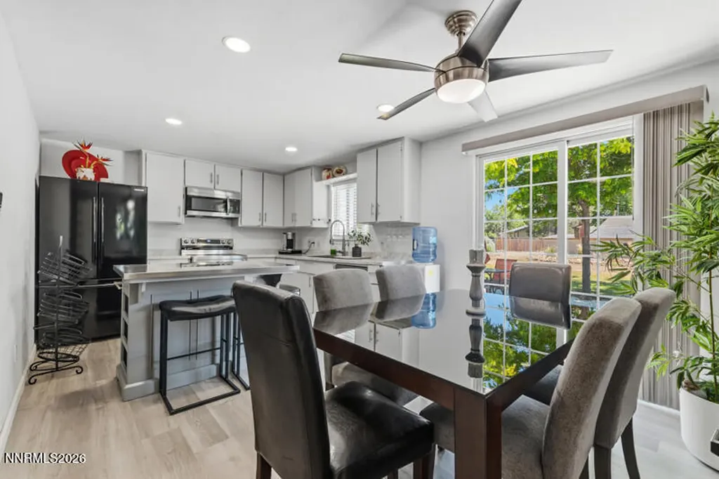 1289 Franklin Gardnerville NV 89460