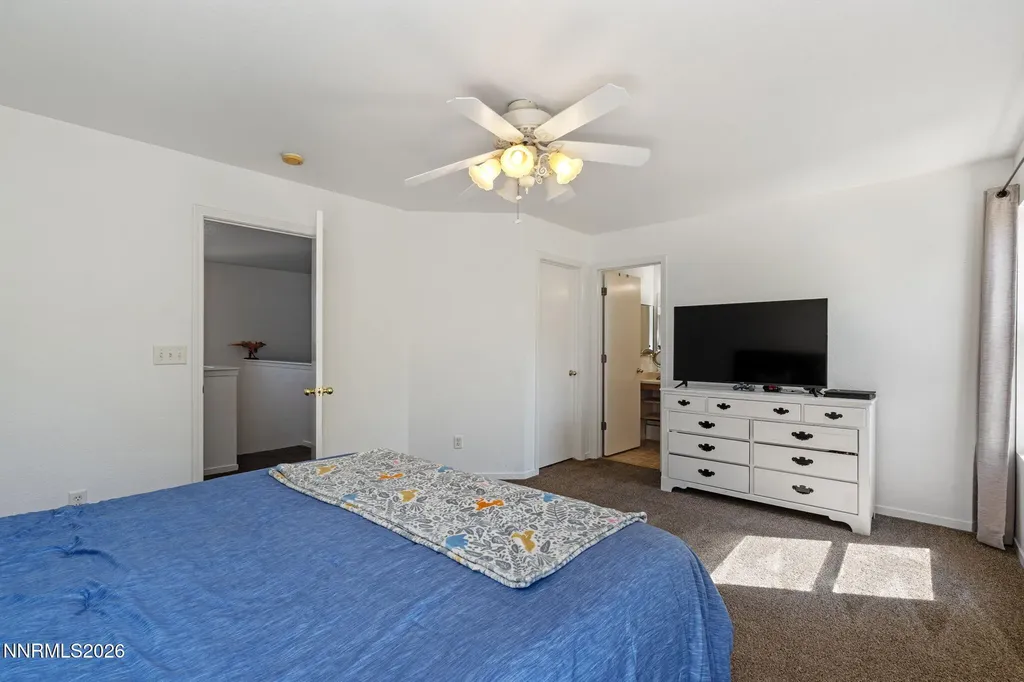 9490 Autumn Leaf Reno NV 89506