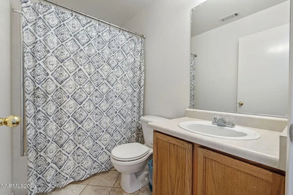 9490 Autumn Leaf Reno NV 89506