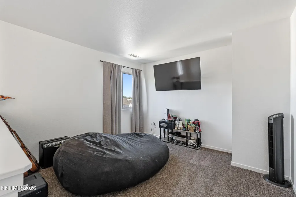 9490 Autumn Leaf Reno NV 89506