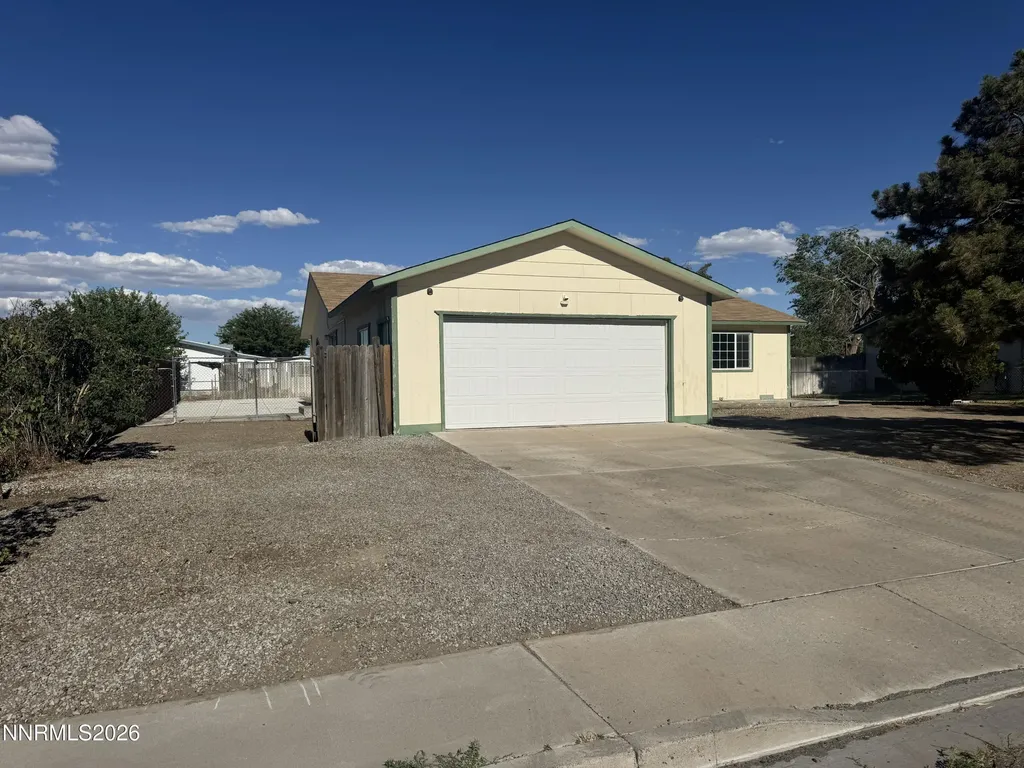 217 7th Fernley NV 89408