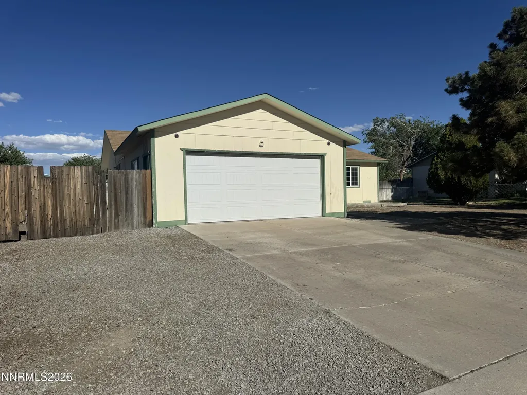 217 7th Fernley NV 89408