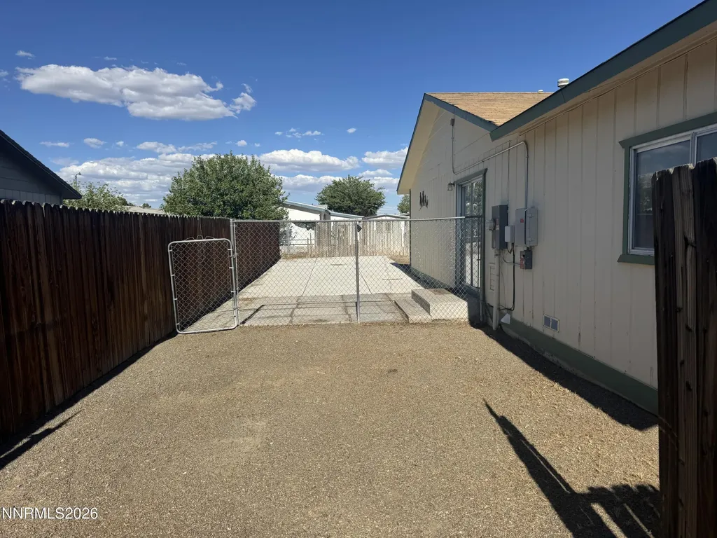217 7th Fernley NV 89408