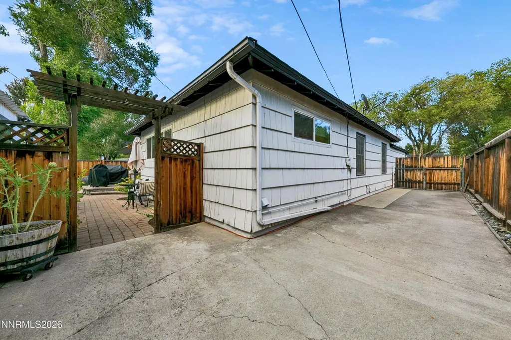 731 Arbutus Reno NV 89509