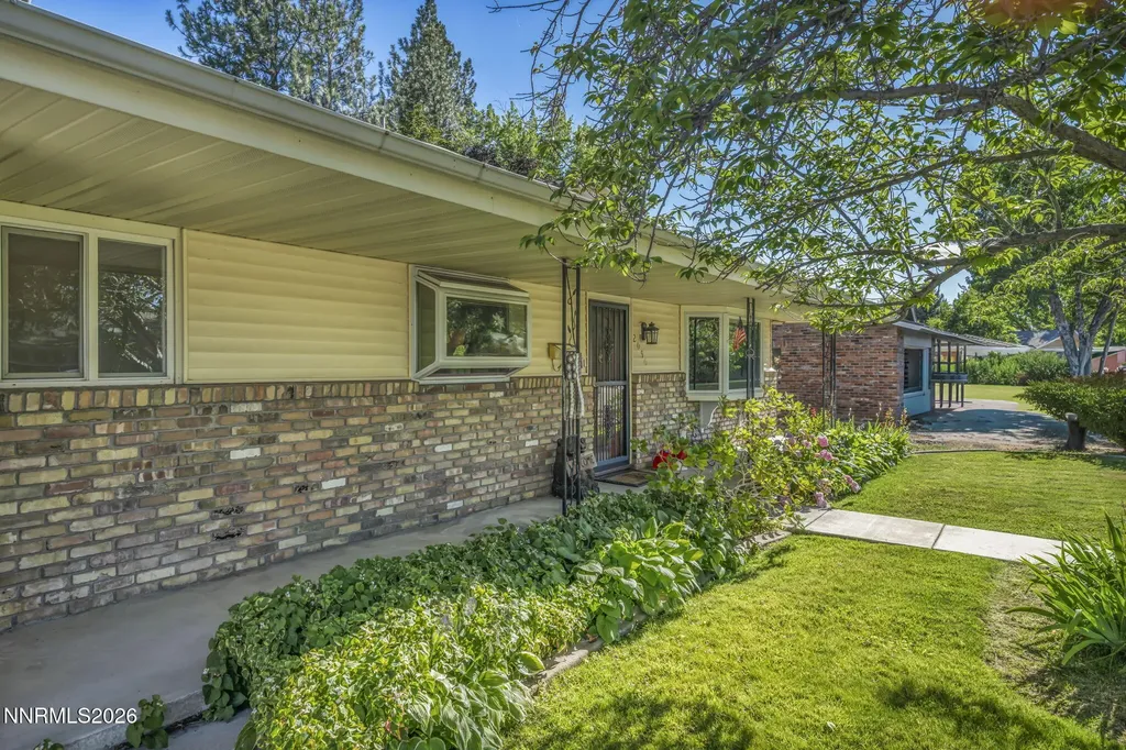 2090 Allen Reno NV 89509