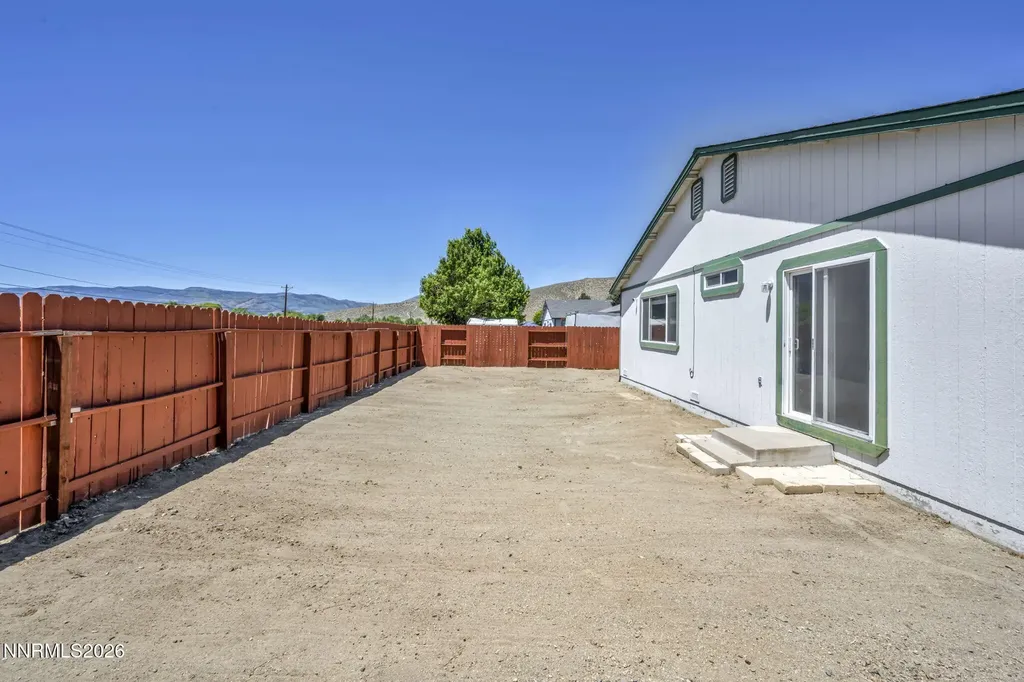 17704 Georgetown Reno NV 89508