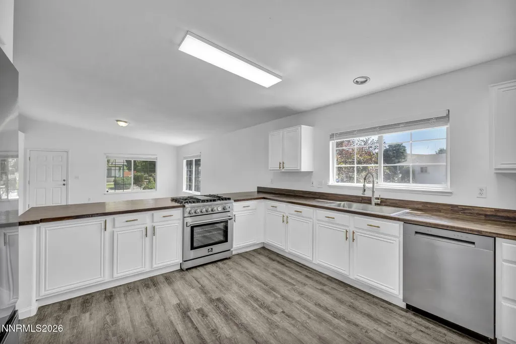 17704 Georgetown Reno NV 89508